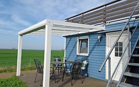 Prima Resort Boddenblick - Camping-Stellplätze - Tiny Houses&Ferienwohnungen in Ostsee Nähe